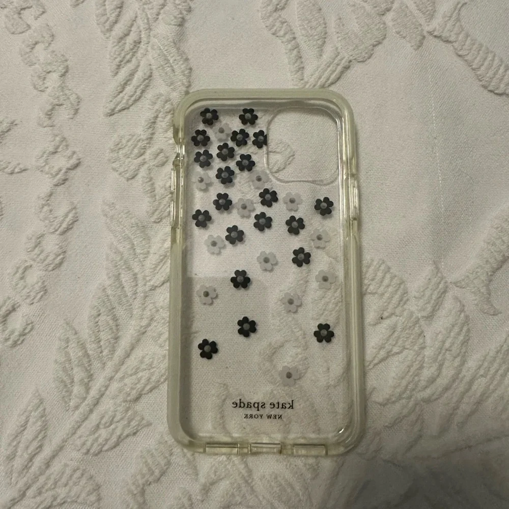 Kate Spade floral clean iPhone case!